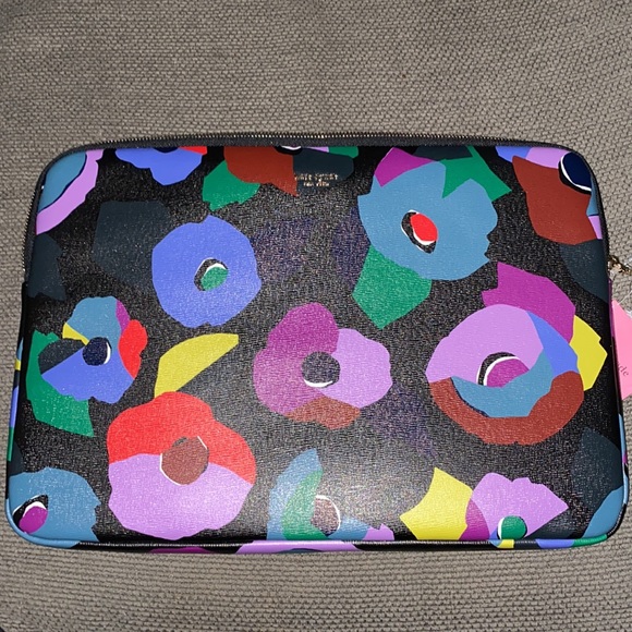 Kate Spade - Picture 2 of 16